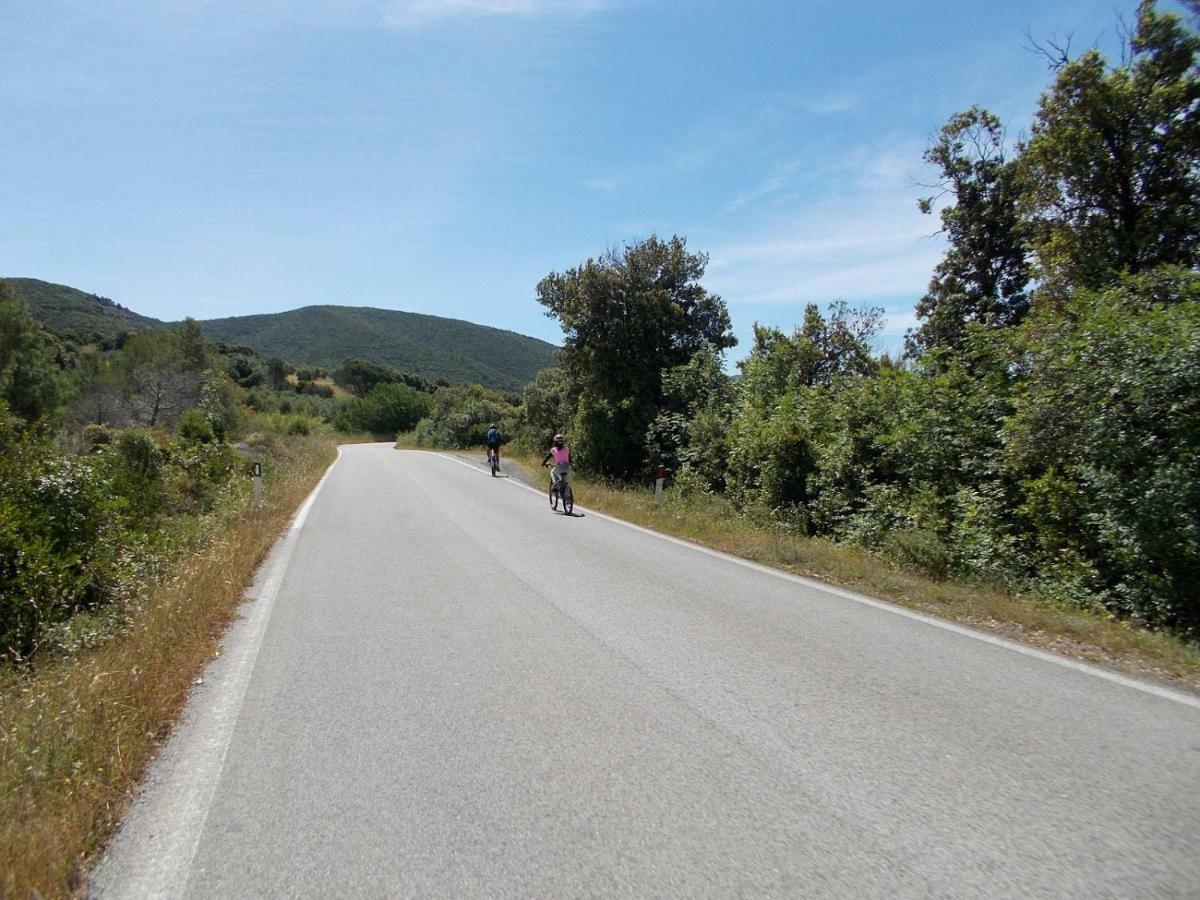 Villaggio Residence La Pieve Di Pomaia المظهر الخارجي الصورة